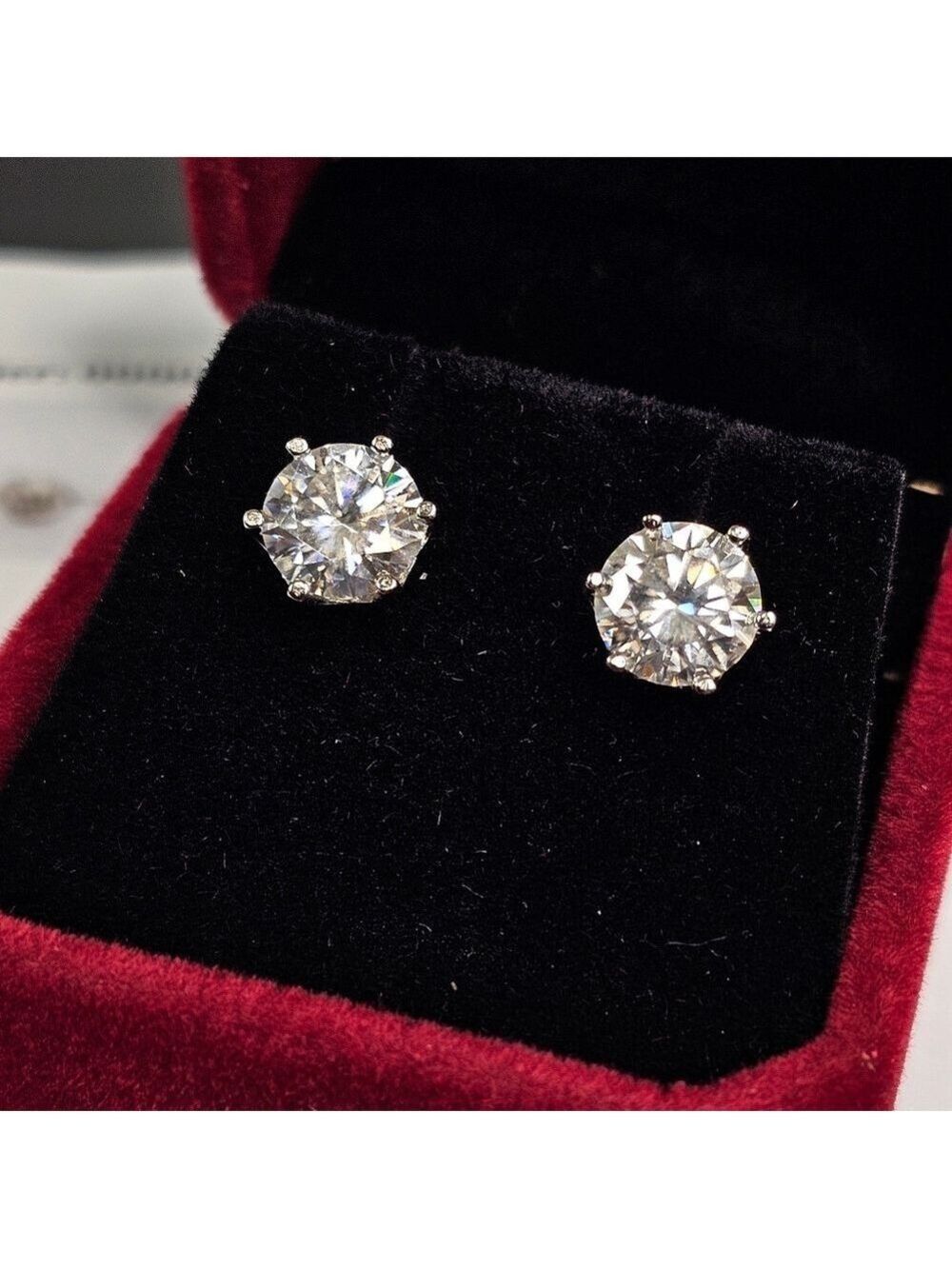 4CT of Moissanite (2x 2CT) Set On Sterling Silver 925, Appraised